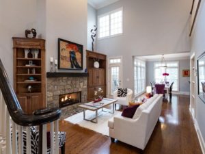 Winter Home Stage